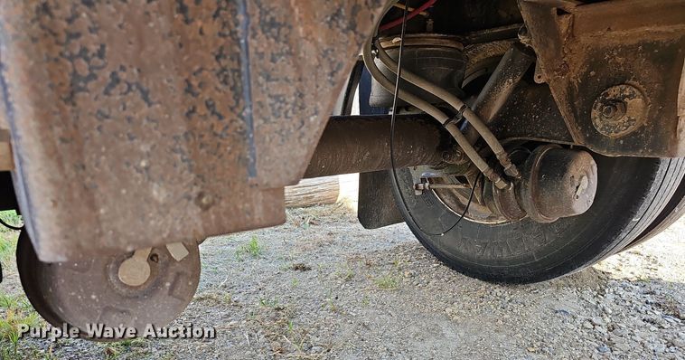 image for item DN8620 2012 Transcraft TL2000  flatbed trailer