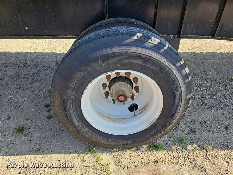 image for item DN8620 2012 Transcraft TL2000  flatbed trailer