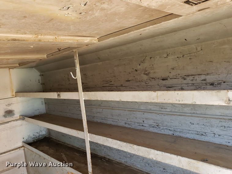 image for item DO2932 2003 GMC C4500  Crew Cab utility / service truck