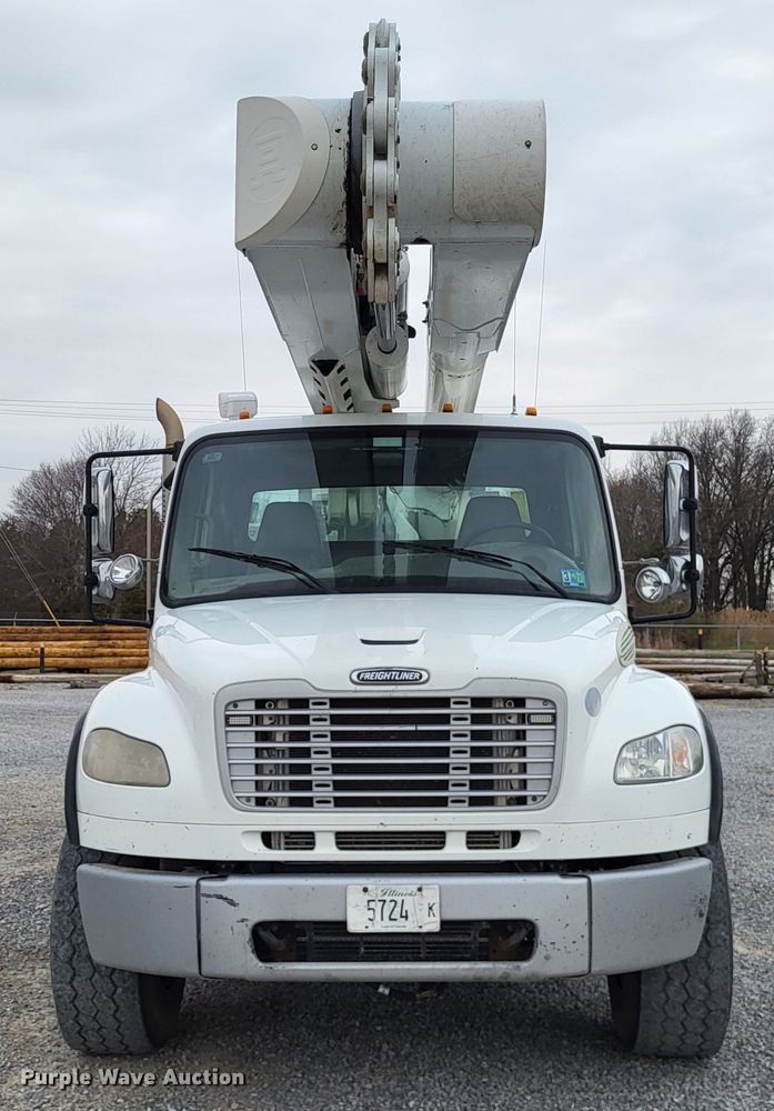 image for item DO3617 2010 Freightliner Business Class M2  bucket truck