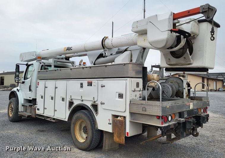 image for item DO3617 2010 Freightliner Business Class M2  bucket truck