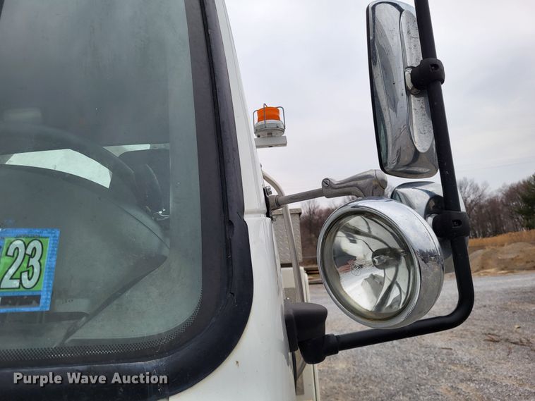 image for item DO3617 2010 Freightliner Business Class M2  bucket truck