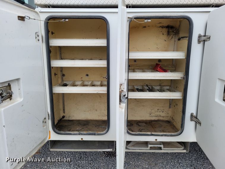 image for item DO3617 2010 Freightliner Business Class M2  bucket truck