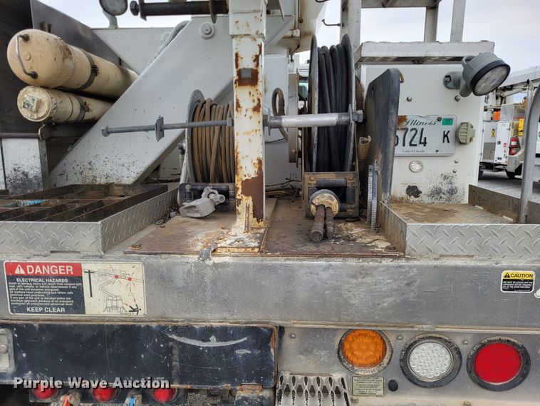 image for item DO3617 2010 Freightliner Business Class M2  bucket truck