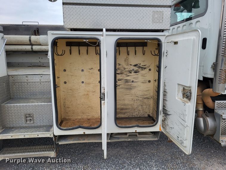 image for item DO3617 2010 Freightliner Business Class M2  bucket truck