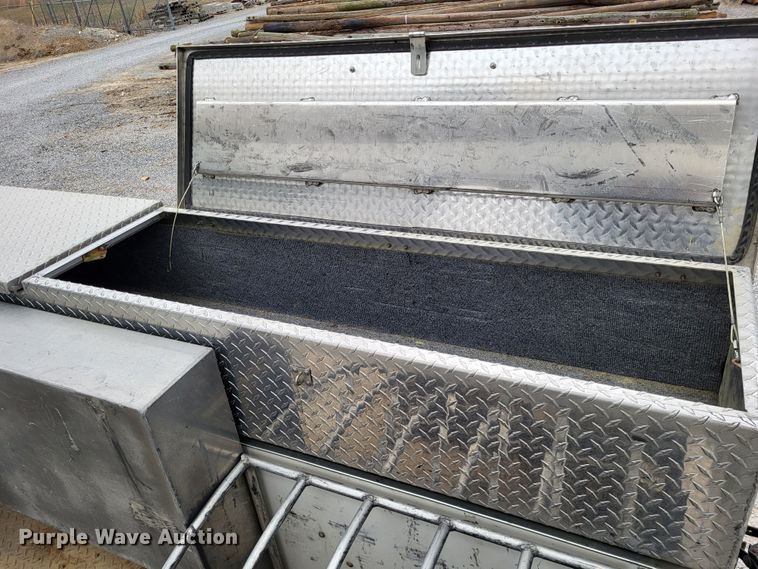 image for item DO3617 2010 Freightliner Business Class M2  bucket truck