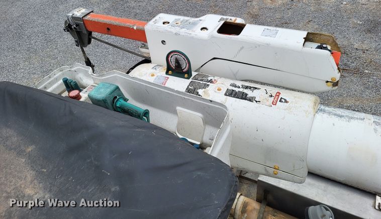 image for item DO3617 2010 Freightliner Business Class M2  bucket truck