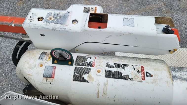 image for item DO3617 2010 Freightliner Business Class M2  bucket truck