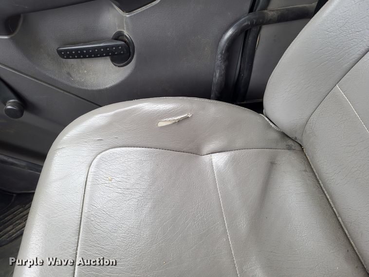 image for item DO3617 2010 Freightliner Business Class M2  bucket truck