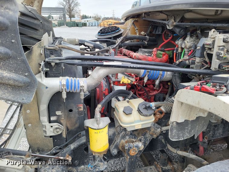 image for item DO3617 2010 Freightliner Business Class M2  bucket truck