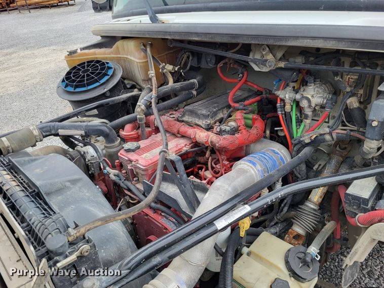 image for item DO3617 2010 Freightliner Business Class M2  bucket truck