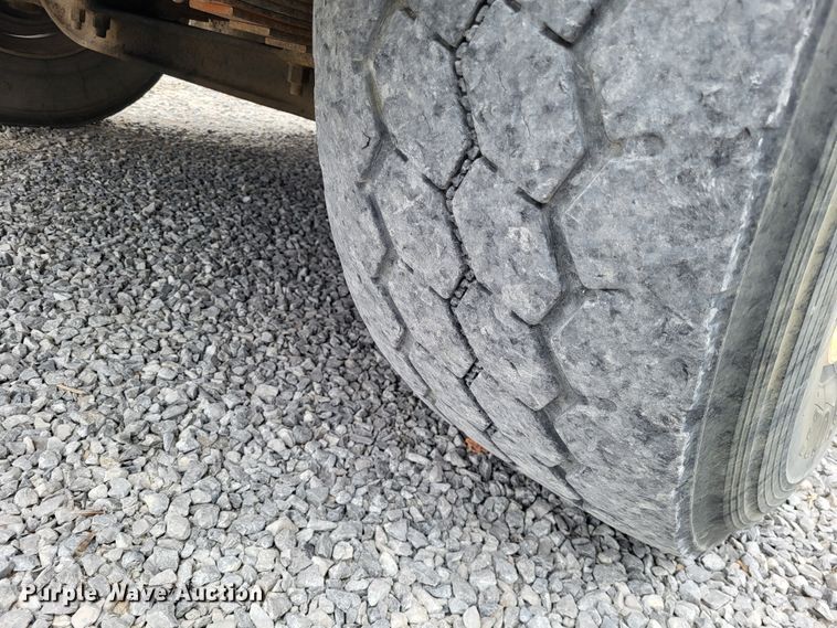 image for item DO3617 2010 Freightliner Business Class M2  bucket truck