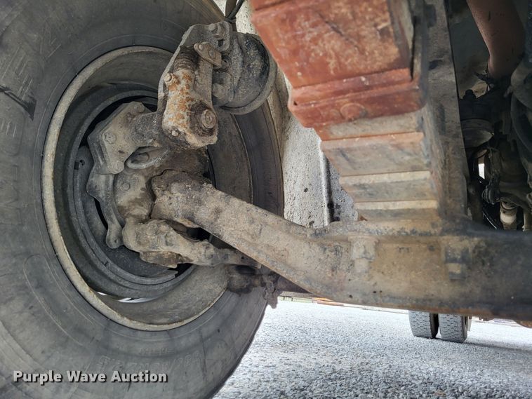 image for item DO3617 2010 Freightliner Business Class M2  bucket truck