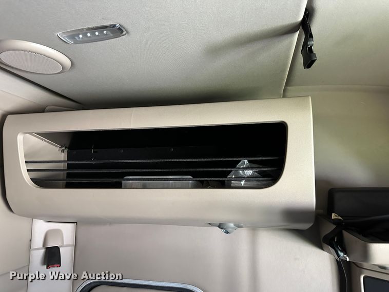 image for item DO5003 2018 Peterbilt 579  semi truck