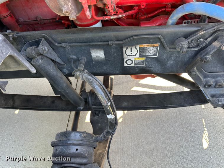 image for item DO5003 2018 Peterbilt 579  semi truck