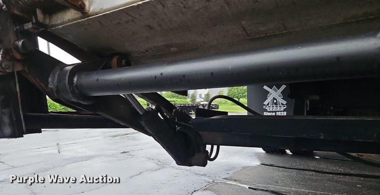 image for item DP2299 2006 International 4300  box truck