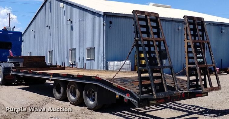 image for item DP3327 2001 SEI  equipment trailer