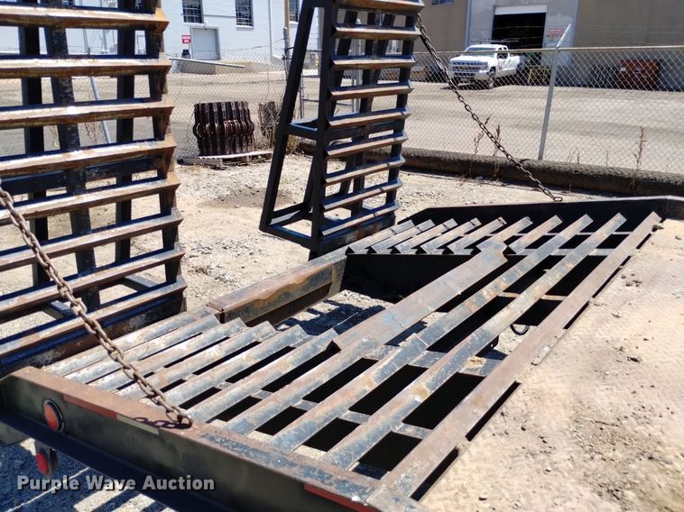 image for item DP3327 2001 SEI  equipment trailer