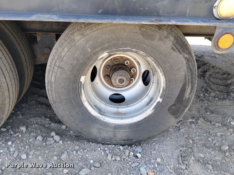 image for item DP3327 2001 SEI  equipment trailer