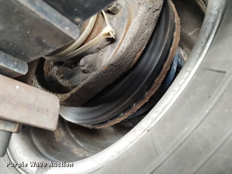 image for item DP3327 2001 SEI  equipment trailer