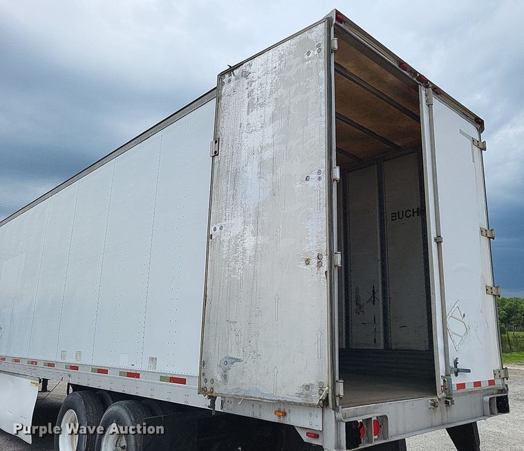 image for item DP5211 2007 Utility Trailer  dry van trailer