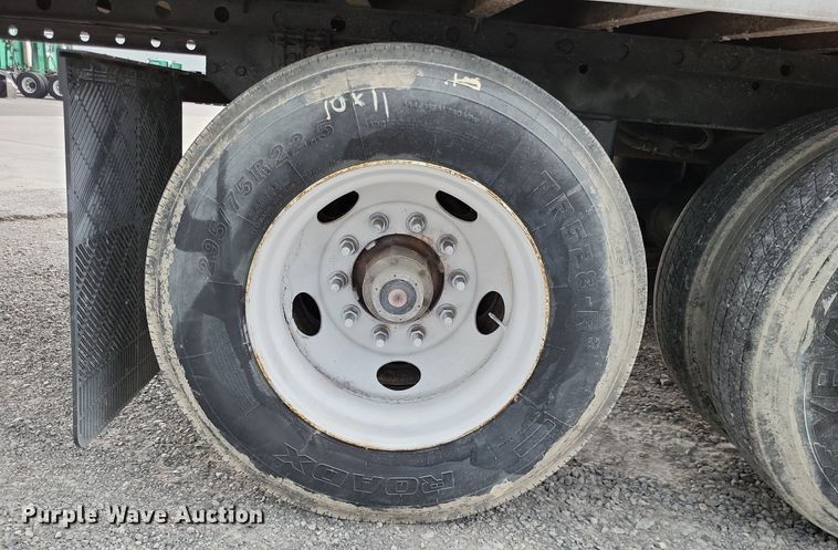 image for item DP5211 2007 Utility Trailer  dry van trailer