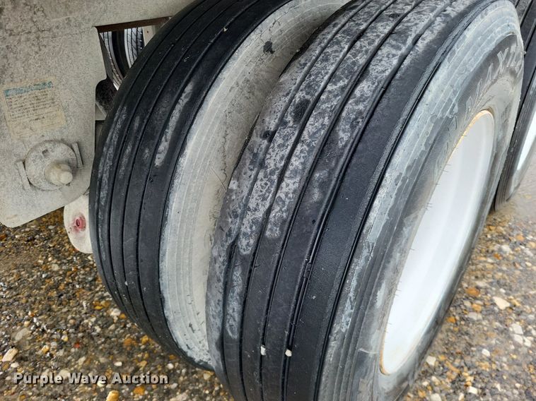 image for item DP5212 2008 Utility Trailers  dry van trailer