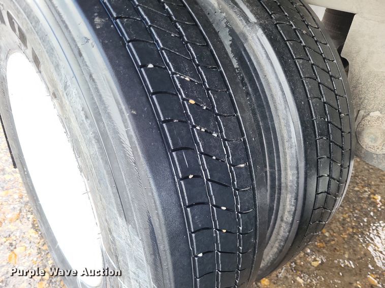 image for item DP5212 2008 Utility Trailers  dry van trailer