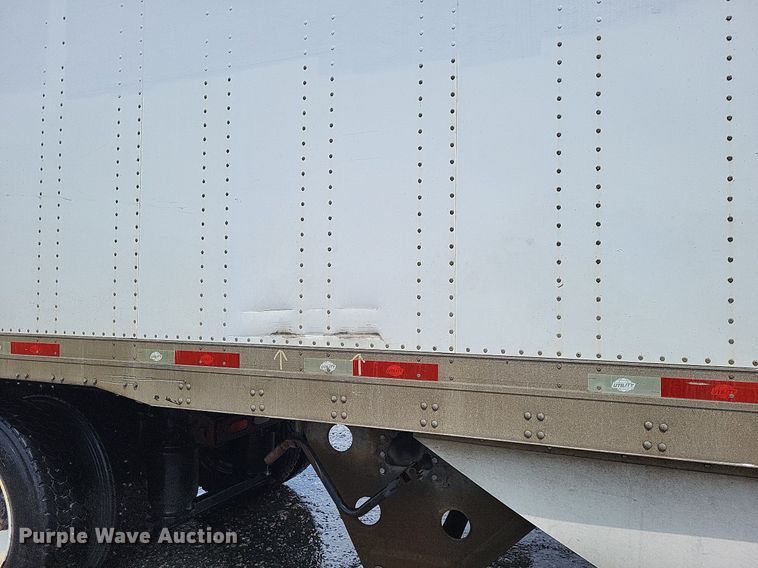 image for item DP5213 2008 Utility Trailers  dry van trailer