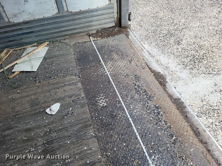 image for item DP5213 2008 Utility Trailers  dry van trailer