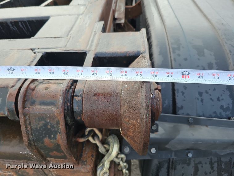 image for item DQ0092 1996 International 9200  hook lift truck