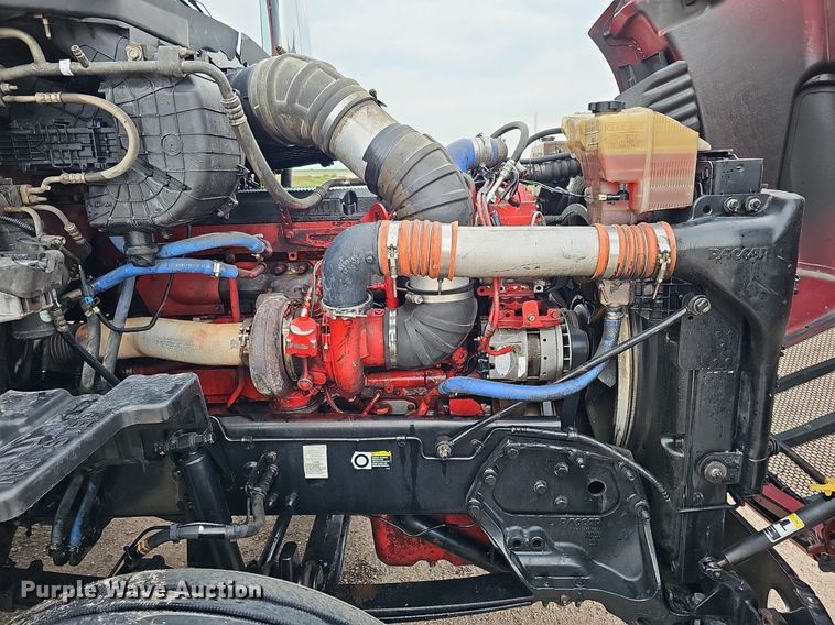 image for item DQ0094 2015 Peterbilt 579  semi truck