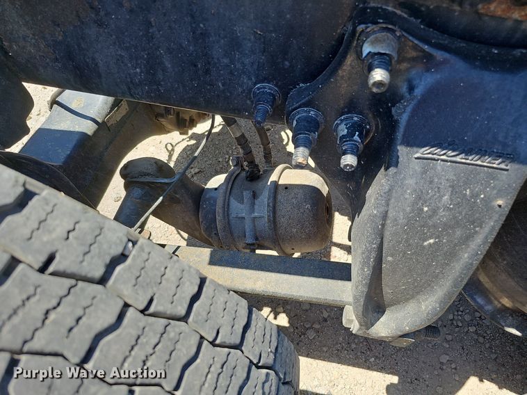 image for item DQ0121 2016 Freightliner Cascadia Evolution  semi truck