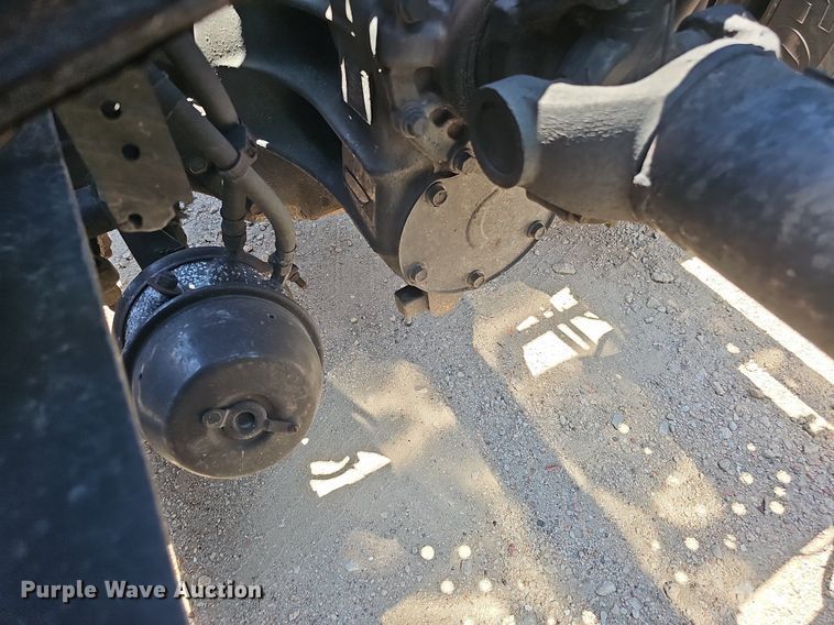 image for item DQ0121 2016 Freightliner Cascadia Evolution  semi truck