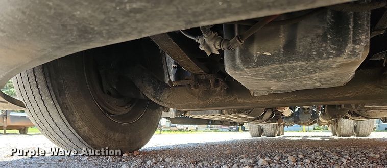 image for item DQ0121 2016 Freightliner Cascadia Evolution  semi truck