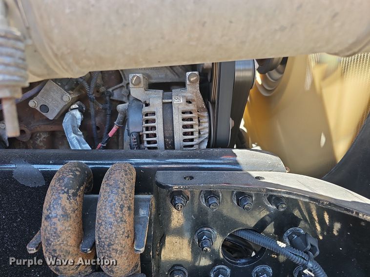 image for item DQ0121 2016 Freightliner Cascadia Evolution  semi truck