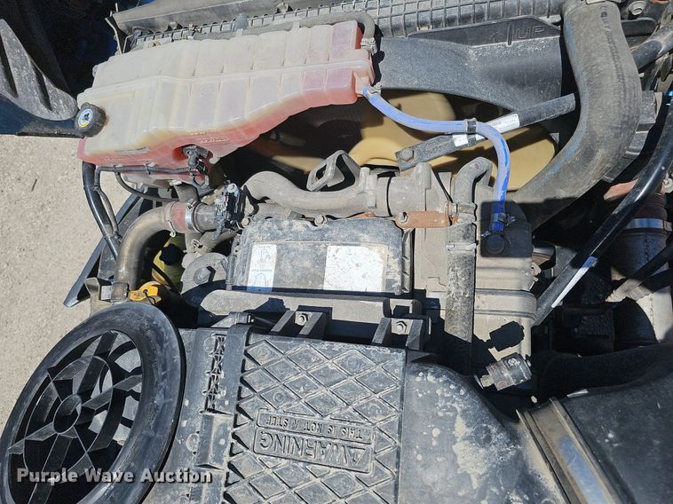 image for item DQ0121 2016 Freightliner Cascadia Evolution  semi truck