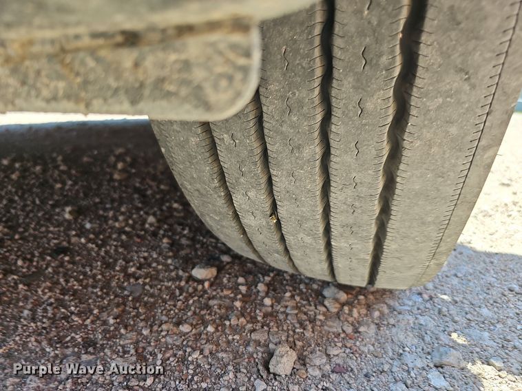 image for item DQ0121 2016 Freightliner Cascadia Evolution  semi truck