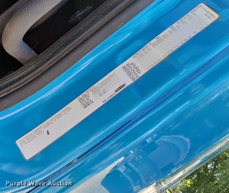 image for item DQ0121 2016 Freightliner Cascadia Evolution  semi truck