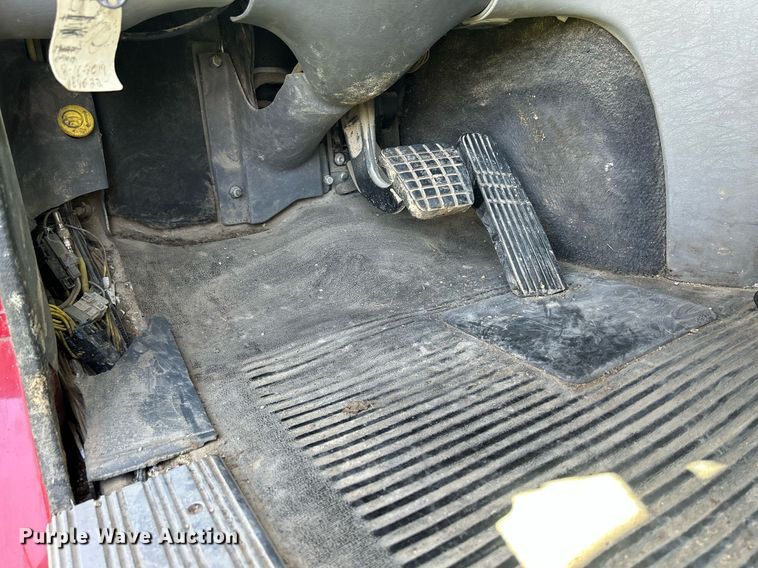 image for item DQ0844 2006 Freightliner Columbia  semi truck