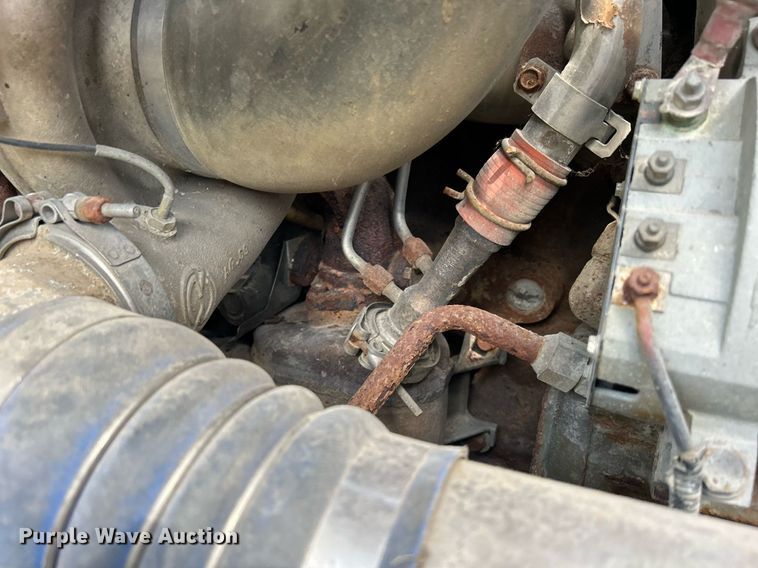 image for item DQ0844 2006 Freightliner Columbia  semi truck