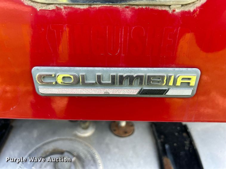 image for item DQ0844 2006 Freightliner Columbia  semi truck