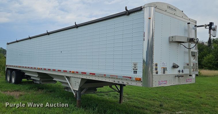 image for item DQ1808 2010 Wilson Trailers DWH-500  grain trailer