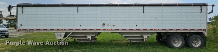 image for item DQ1808 2010 Wilson Trailers DWH-500  grain trailer