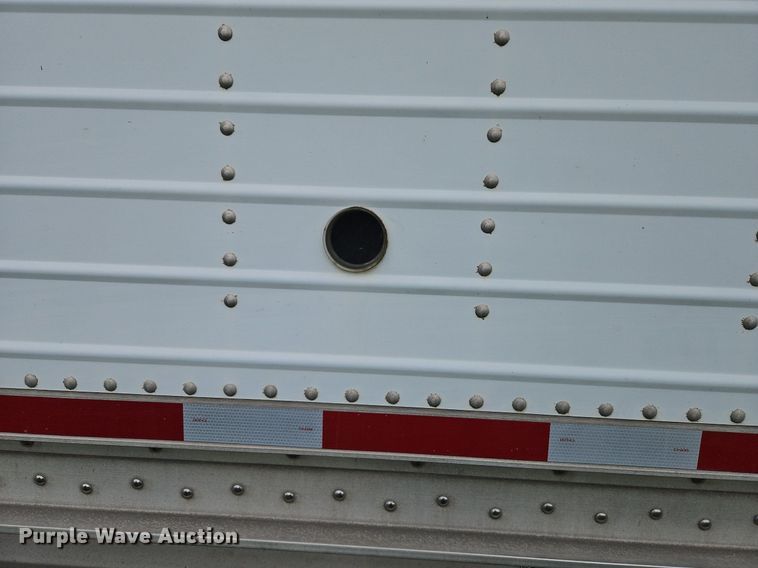 image for item DQ1808 2010 Wilson Trailers DWH-500  grain trailer