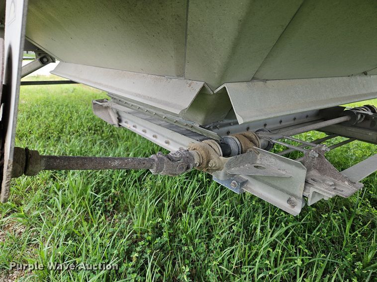 image for item DQ1808 2010 Wilson Trailers DWH-500  grain trailer