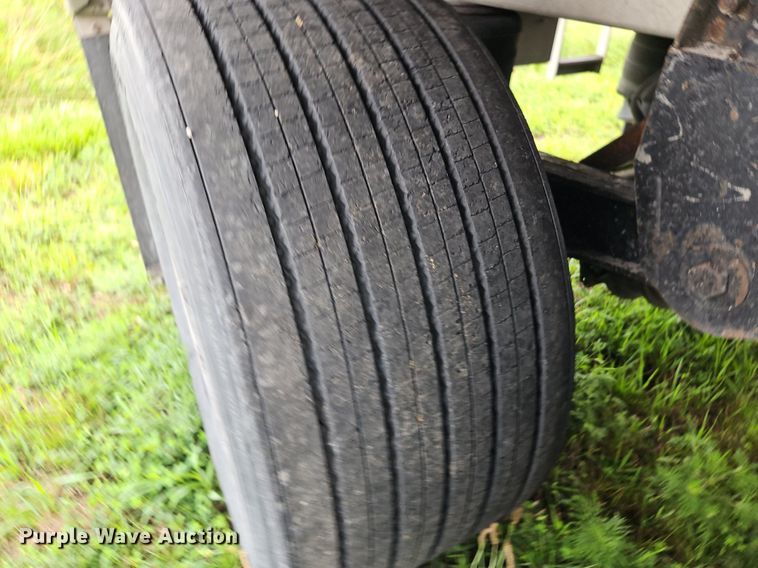 image for item DQ1808 2010 Wilson Trailers DWH-500  grain trailer