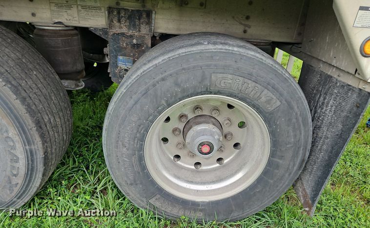 image for item DQ1808 2010 Wilson Trailers DWH-500  grain trailer