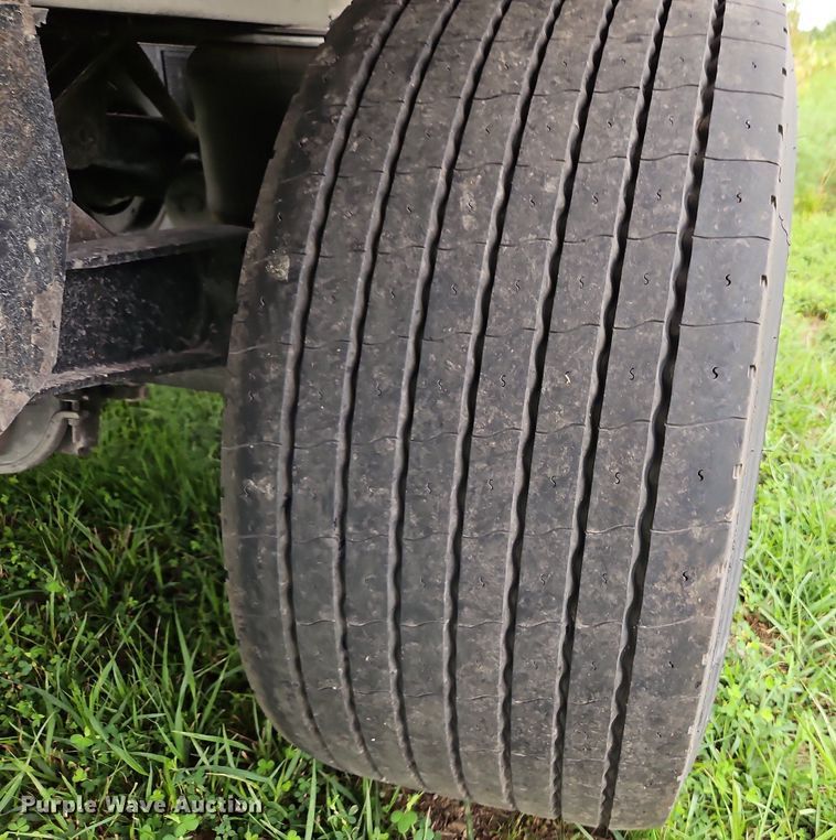 image for item DQ1808 2010 Wilson Trailers DWH-500  grain trailer