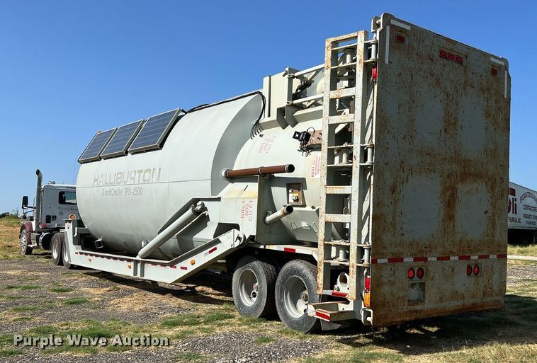image for item DQ2125 2013 Mertz 101893543  sand silo trailer